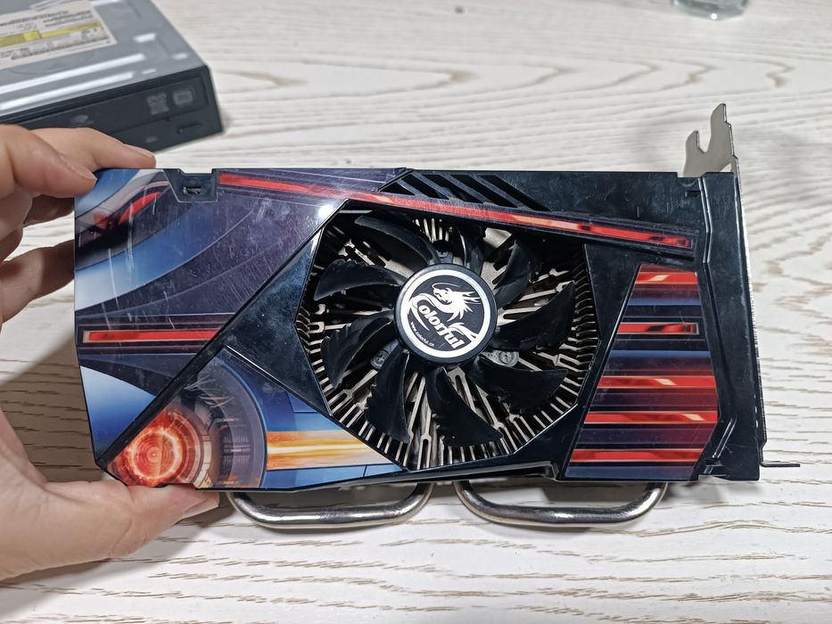 Colorful GeForce GTX 460 1GB DDR5 (Б/У)