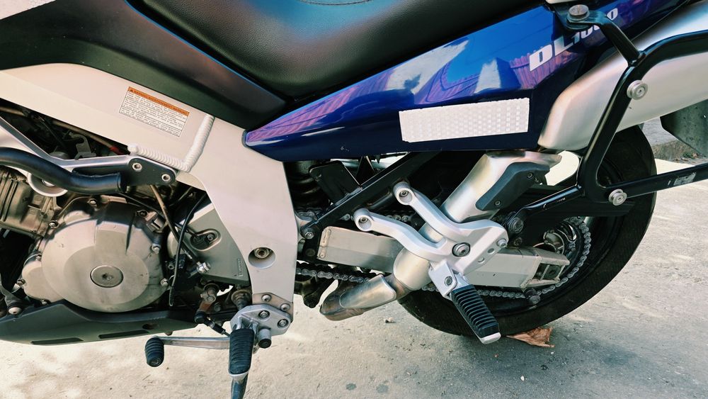 Suzuki v-strom dl 1000 vând sau schimb