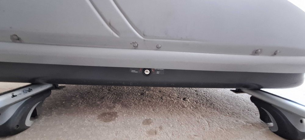 Багажник за таван