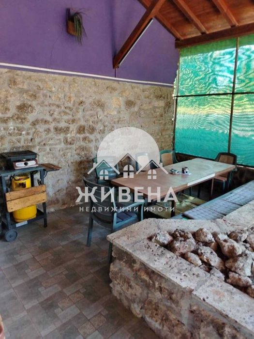 Продава обзаведена къща в с.Котленци, обл. Добрич