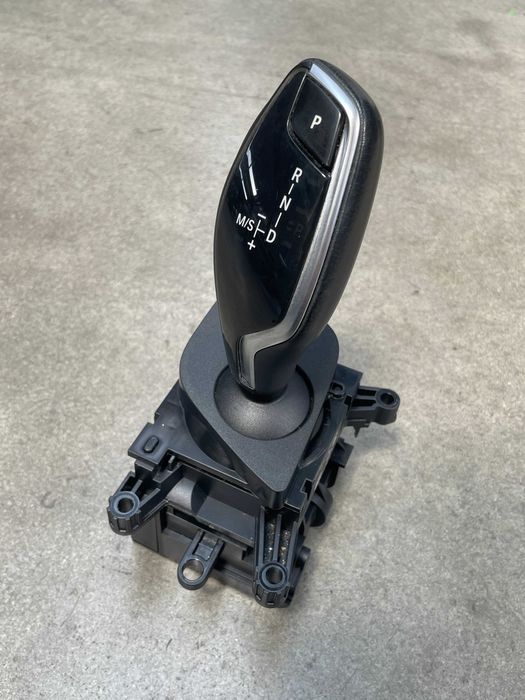 schimbator joystick Bmw seria 5 G30/G31, 6 G32 cod 9476303