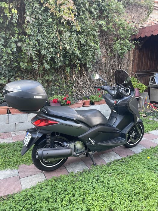 Yamaha X Max 125