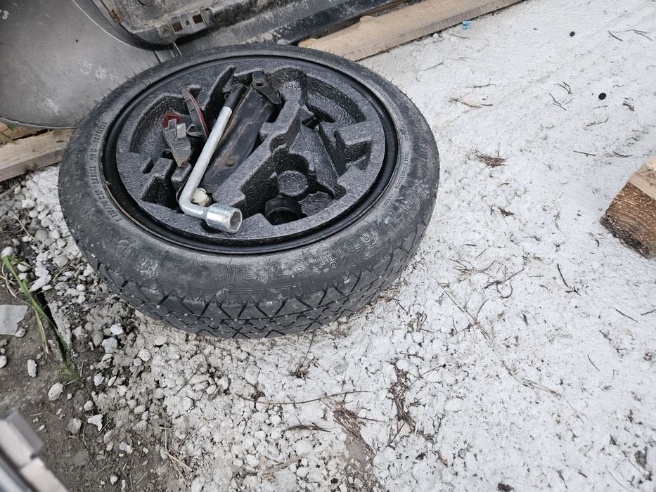 Rezerva plus cric plus cheie roti smart 454 forfour