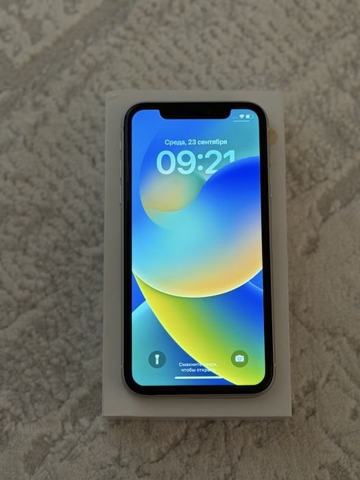 Iphone 11 128 GB 73% white 16.3 версия