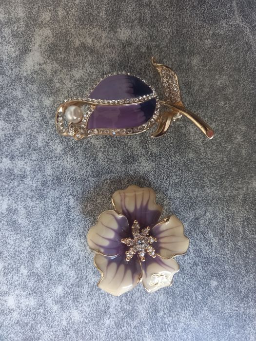 Продаются ювелирные броши и серьги под бирюзу. Зза все броши