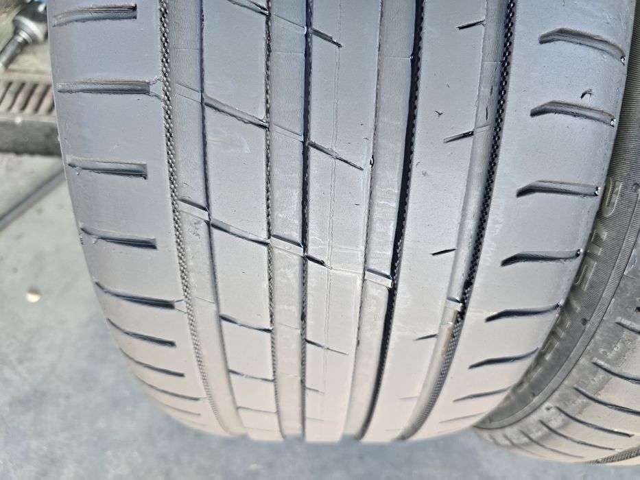 Anvelope vara 245 45 17