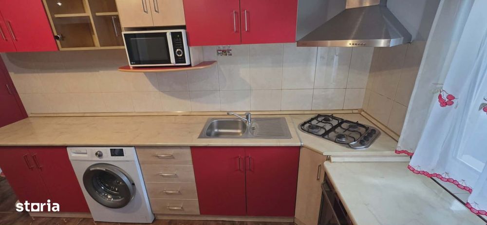 Ap 2 cam. decomandat de închiriat, str. Moldovei