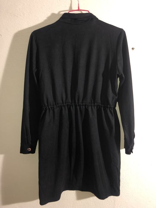 Платье черного цвета