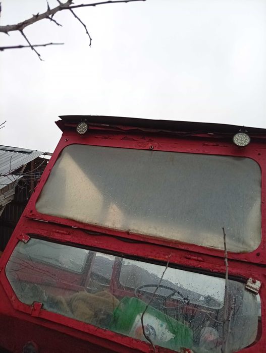 Vând sau schimb cu vaci sau vitei tractor U650