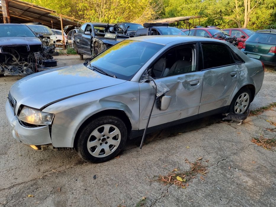 Piese Auto din Dezmembrari Audi A4 B6 2001 2.0 benzină