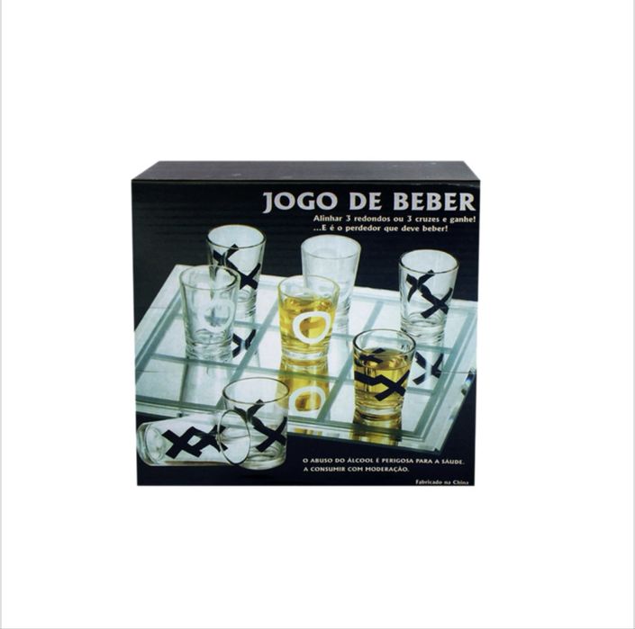 Стъклен морски шах с чашки