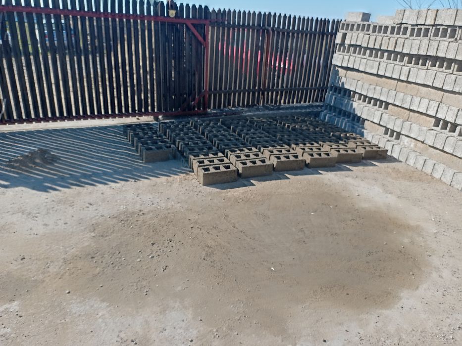 Bolțari de vanzare.