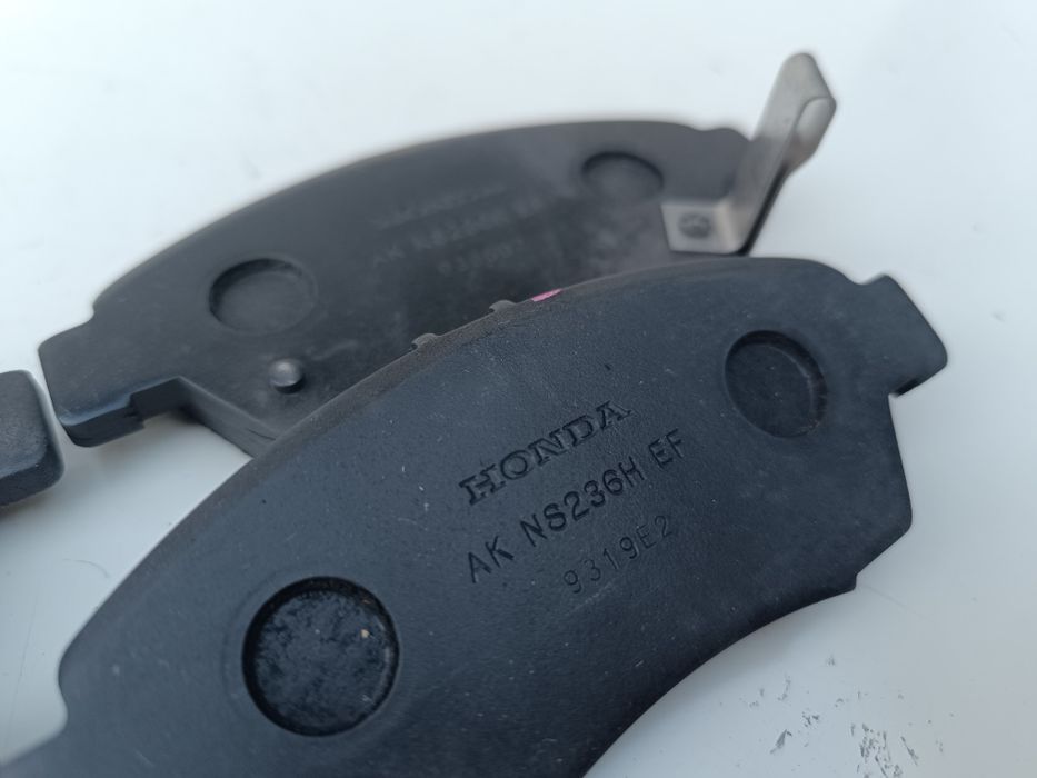 Колодки тормозные передние Honda