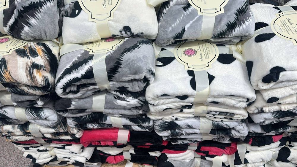 Patura pufoasa cocolino + doua fete de perna