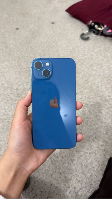 Продам iphone 13