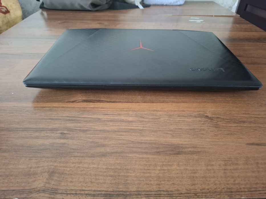 Lenovo Legion y720