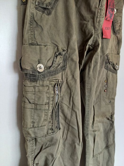 Мъжки панталон/дънки с допълнителни джобове размер 33