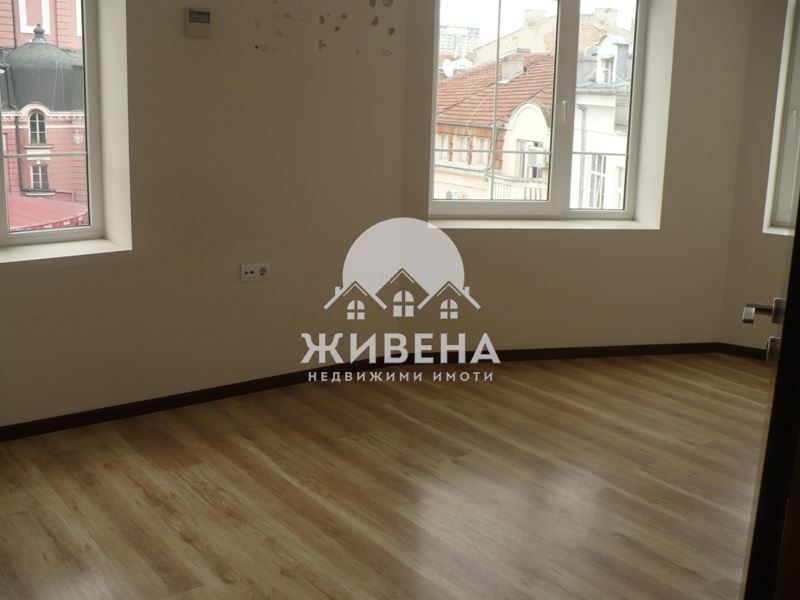Офис в Варна-Операта площ 336 цена 2688