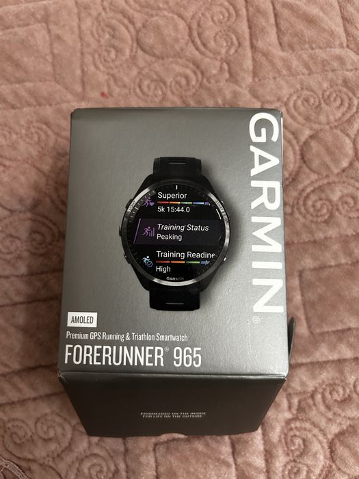 Продам Garmin 965