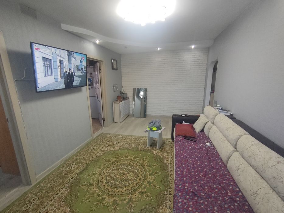 Продам 4х комнатную квартиру