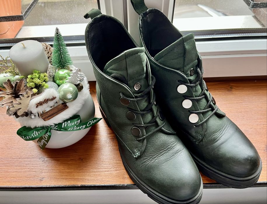 Ghete dama piele -stare excelenta!