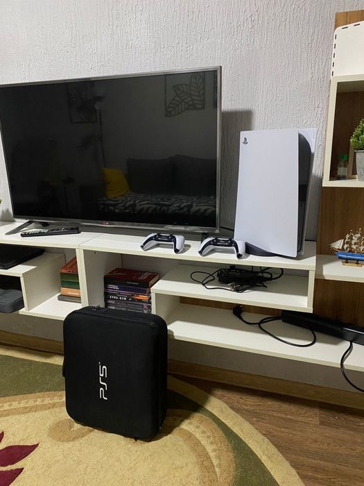 Продам Playstation 5