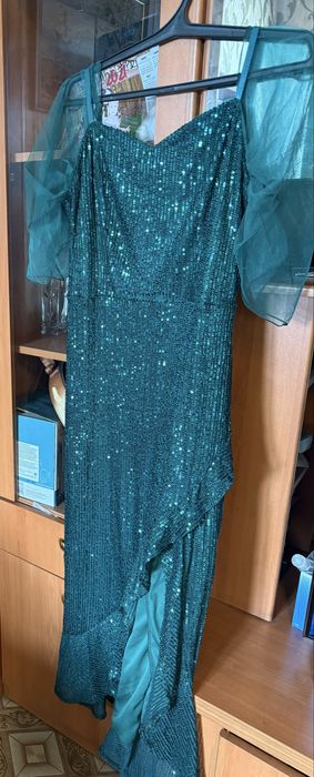 Вечерние платья для праздников