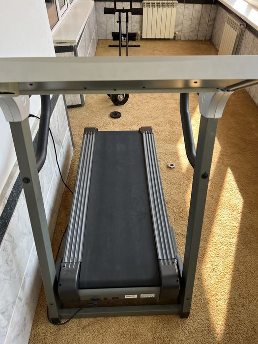 Продам беговую дорожку