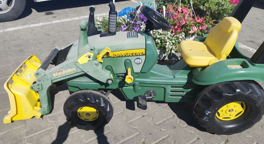 Tractor cu pedale John Deere