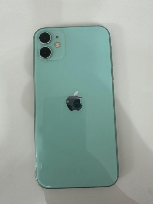 Продам айфон  11