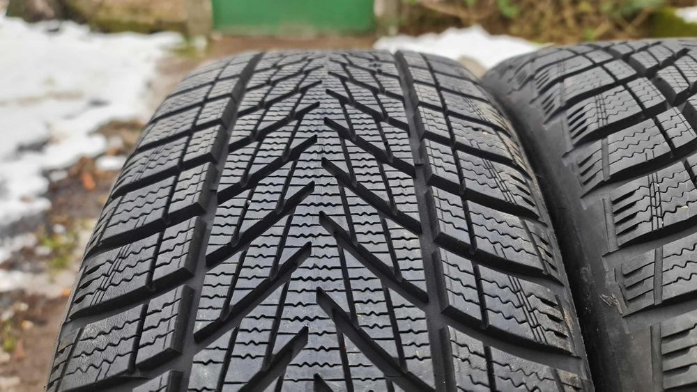 Зимни гуми 215 45 18, 4броя