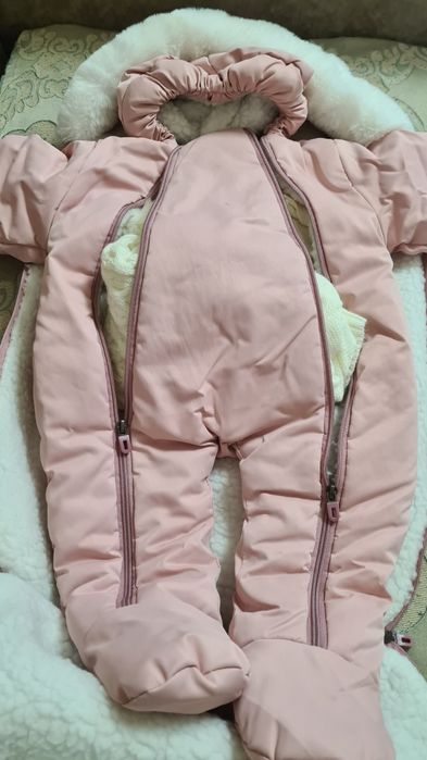 Продам детские вещи