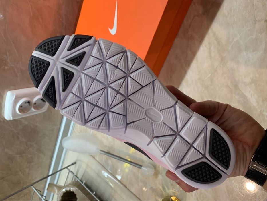 Nike Flex номер 38,5