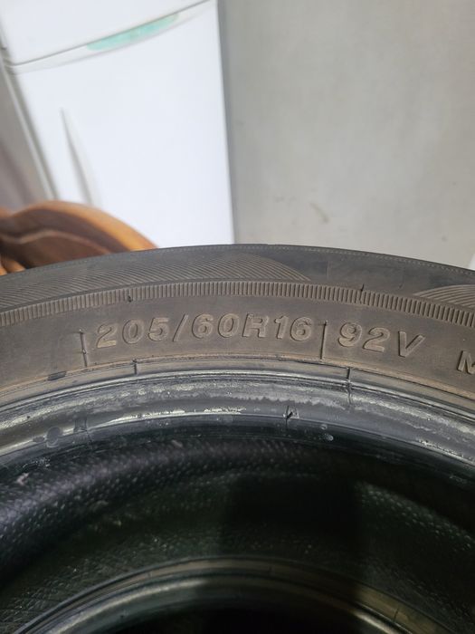 Авто шина сотувда