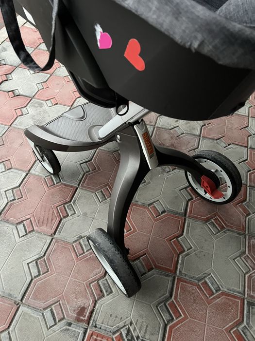 Срочно продам коляску Stokke Xplory 2в1