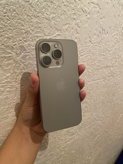 iPhone 15 pro 256gb