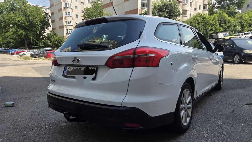 FORD Focus 2015 — imagine 4
