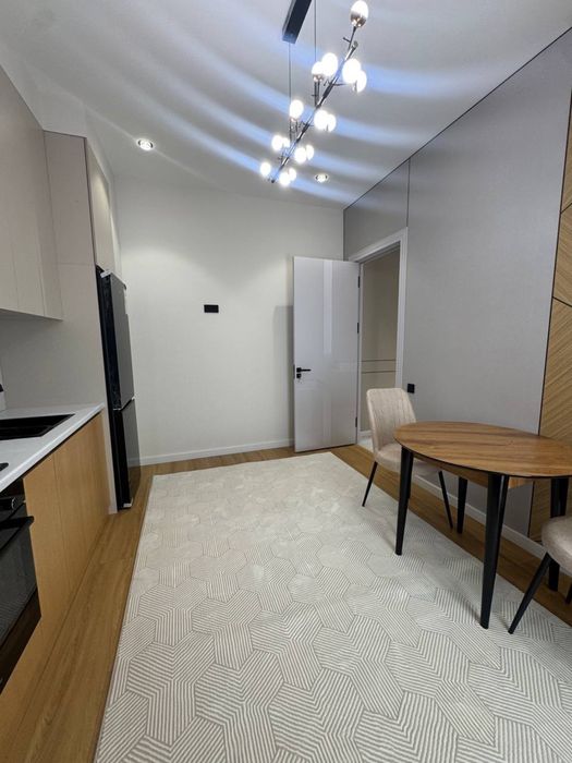 NRG Jomiy, 1в2 ком. 5-этаж, 40 м2, Авторский ремонт, СРОЧНО