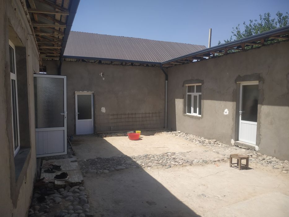 Toshkent tumanida uy sotiladi