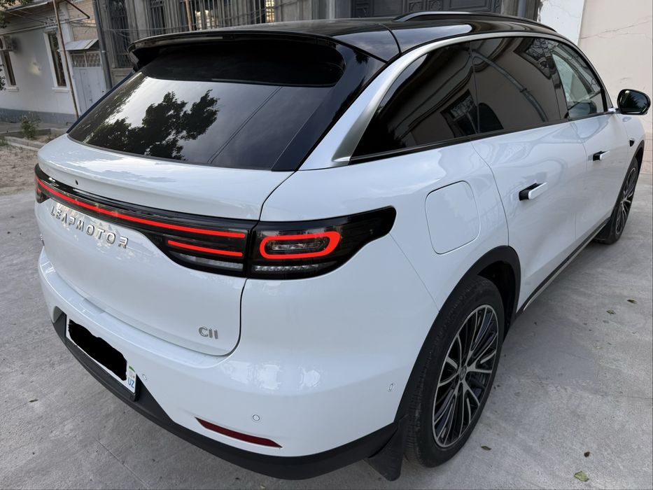Leapmotor C11 Restyling Hybrid Full Option