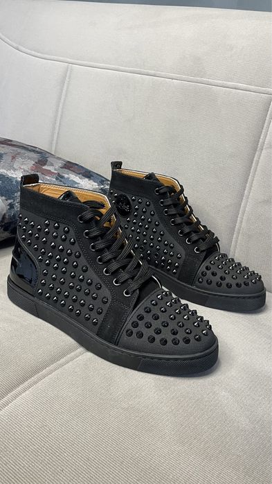 Christian Louboutin  боти