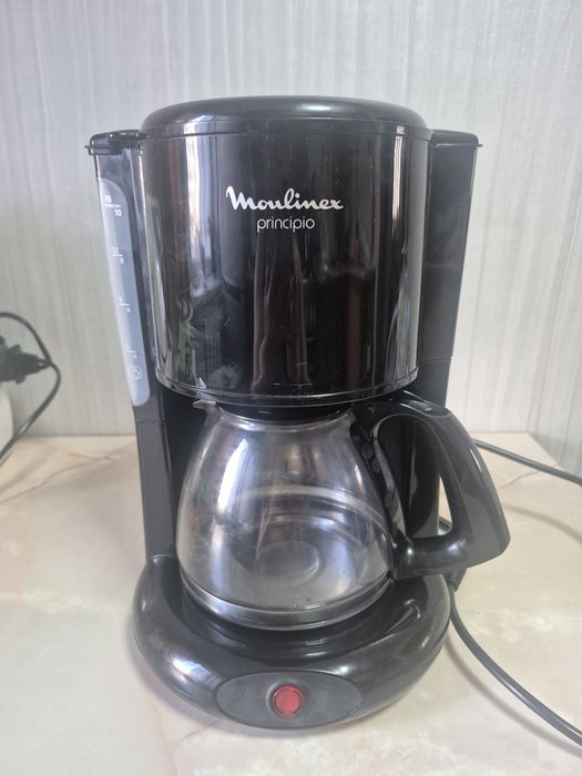 Продам кофеварку MOULINEX