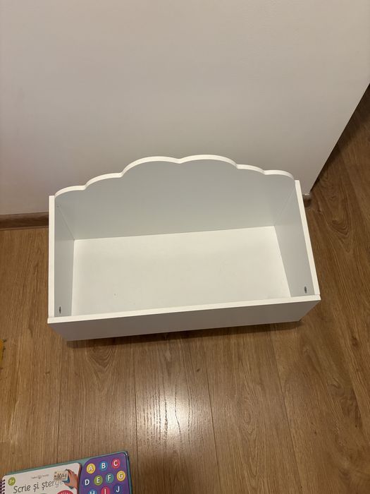 Mobilier/Suport copii: jucarii, plusuri, carti , alb, lemn, scandinav