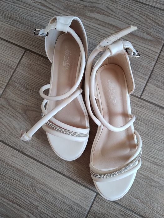 Sandale dama mărime 37