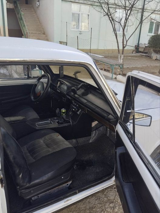 Moshina idealni minishga tayyor