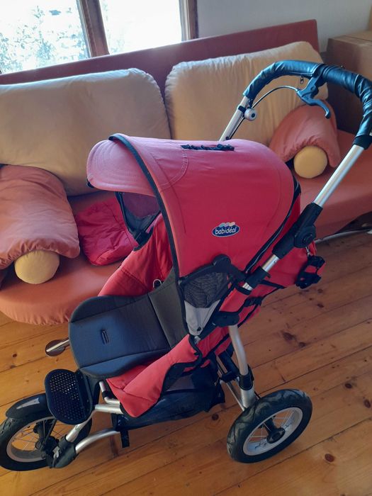 Cărucior pentru copi