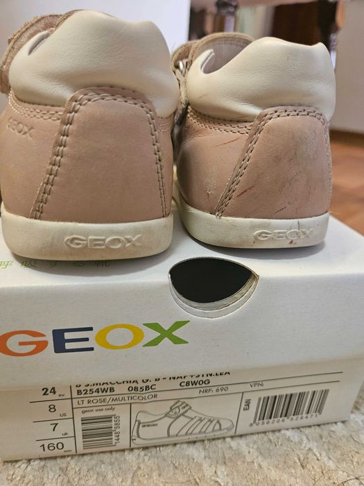Сандали за момиче Geox