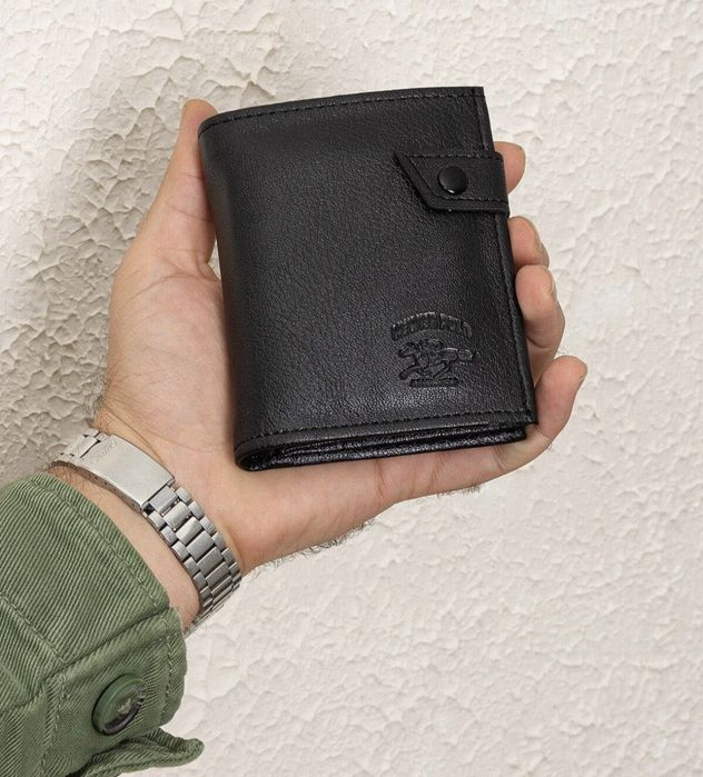 Мъжки портфейл с джоб за монети