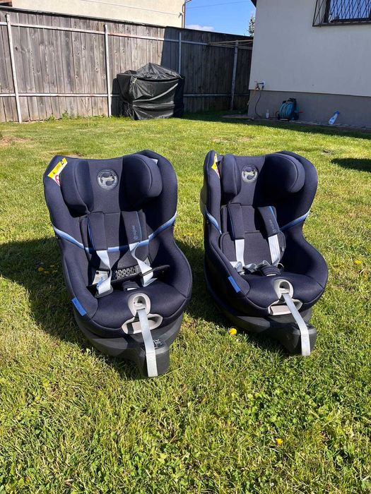 Scaun Auto Cybex Sirona S2 I-Size cu Rotire 360 de Grade Navy Blue, 0 - 18 kg
