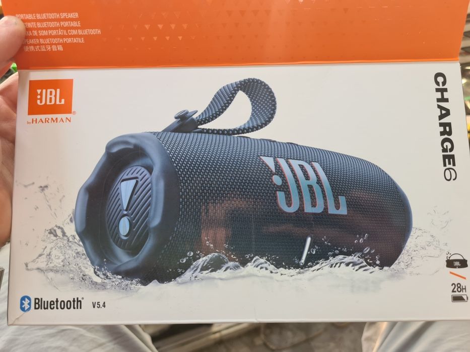 JBL Charge 6 НОВЫЙ